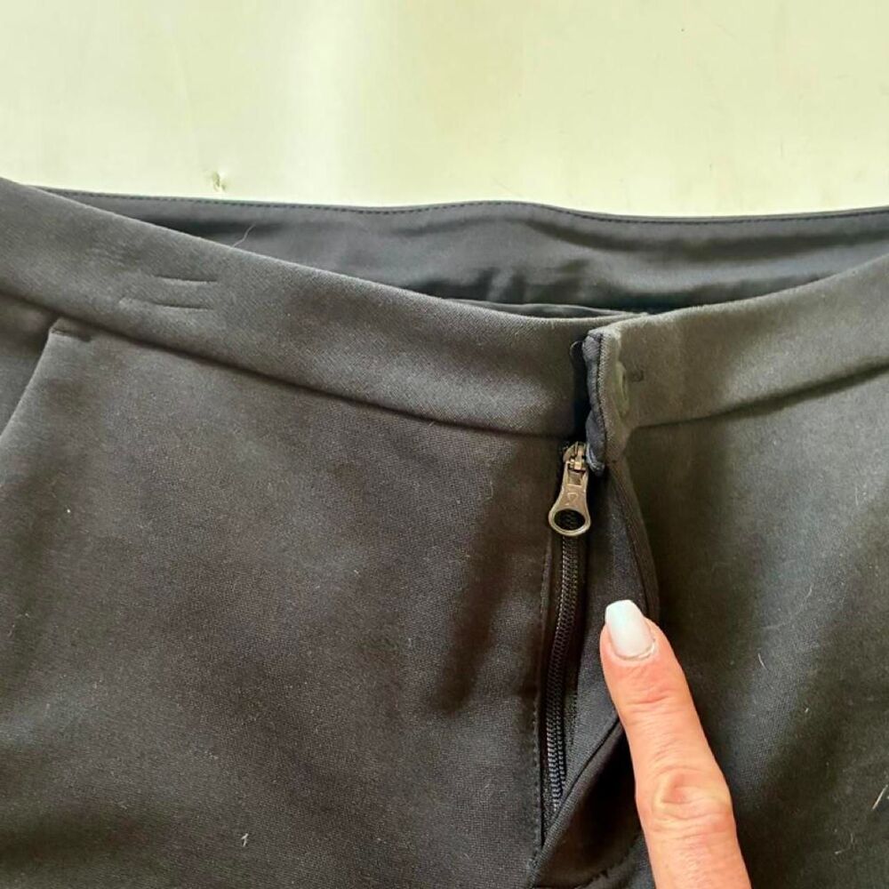 Lululemon Women's Black and Grey Trousers - Picture 3 of 7